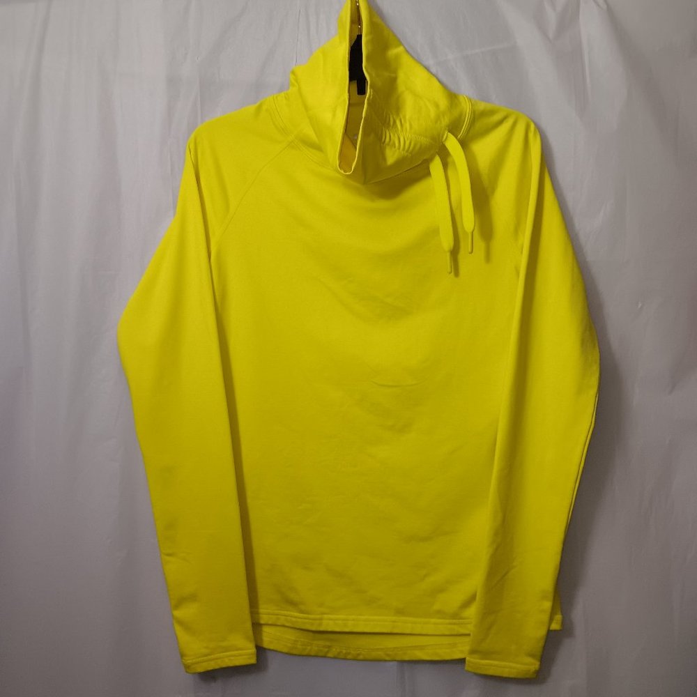 LAYER 8 PERFORMANCE QWICK-DRY ACTIVEWEAR TOP